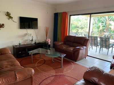 Apartment / Flat For Rent in St. Michael's On Sea, Uvongo
